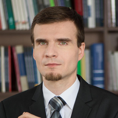 Dr Marcin Olszówka